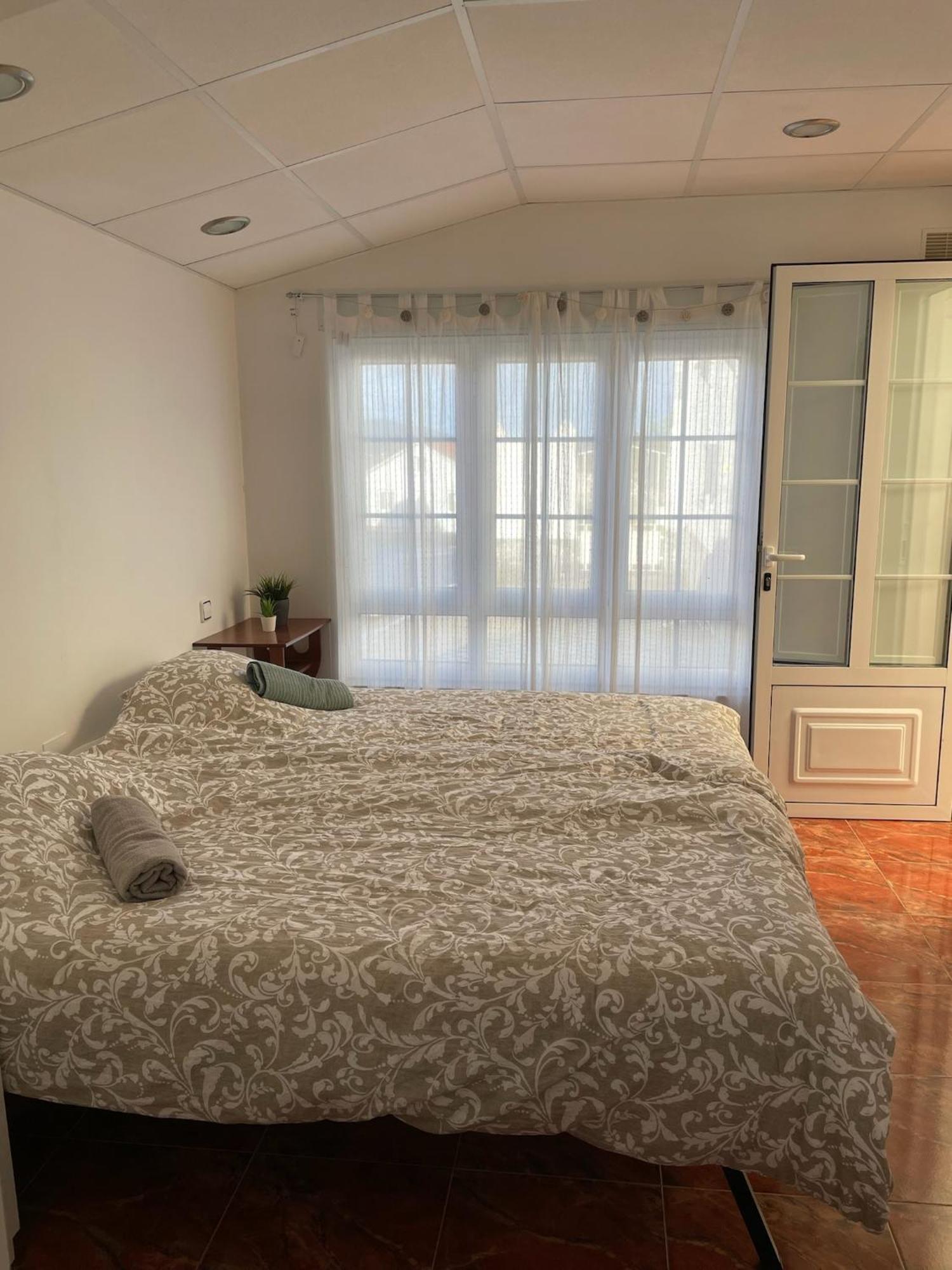 Beachfront Surf & Holiday House, Charming & Quiet Villarrube Bagian luar foto