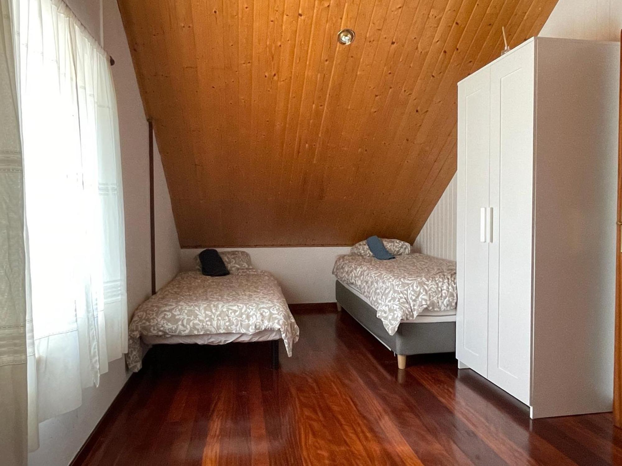 Beachfront Surf & Holiday House, Charming & Quiet Villarrube Bagian luar foto